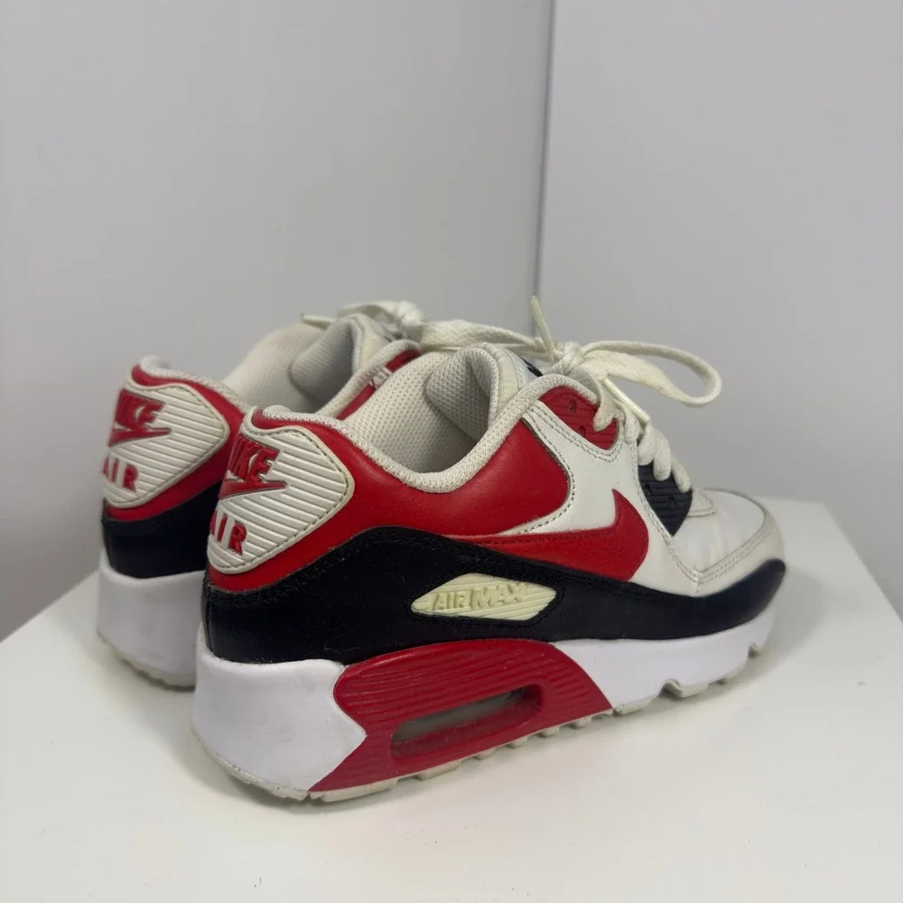 Nike Air Max 90 Leather PS Kids Size 4Y White Dusted Clay Sneakers 833414-107